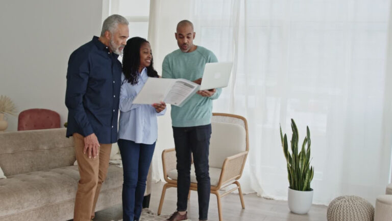 Why do some people not like realtors?